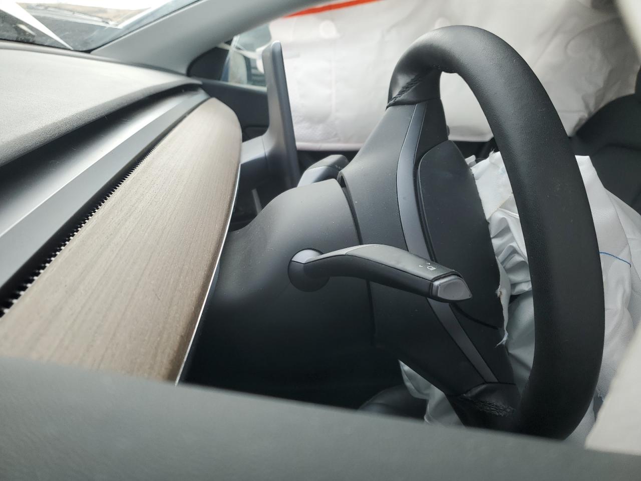 2022 TESLA MODEL Y  VIN:7SAYGDEE0NF454190