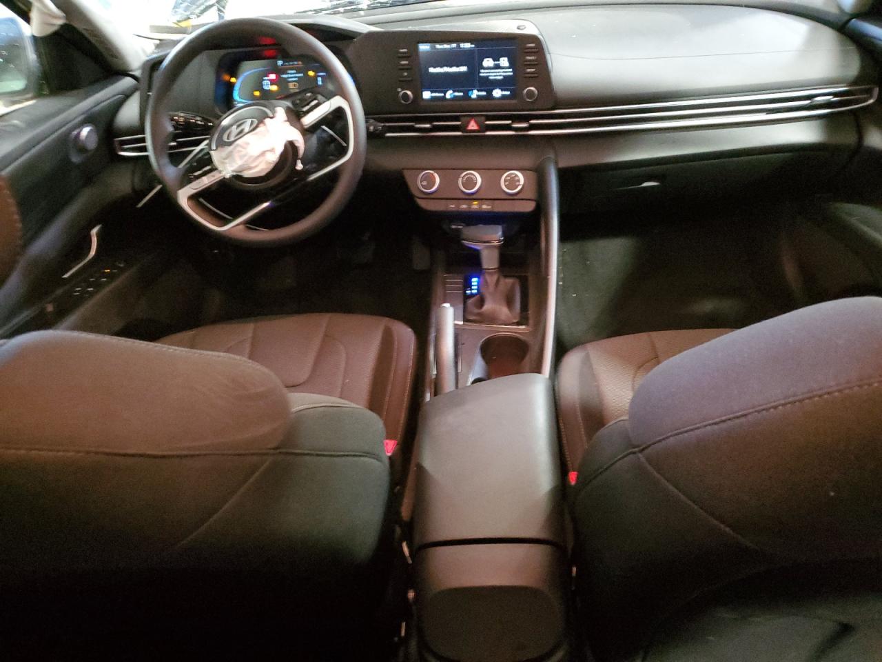 2024 HYUNDAI ELANTRA SE VIN:KMHLL4DG2RU809861