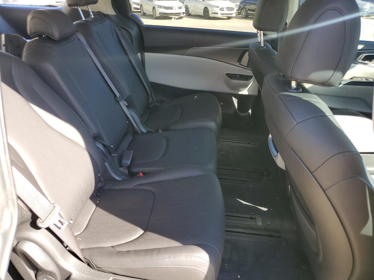 2024 KIA CARNIVAL LX VIN:KNDNB4H38R6362979