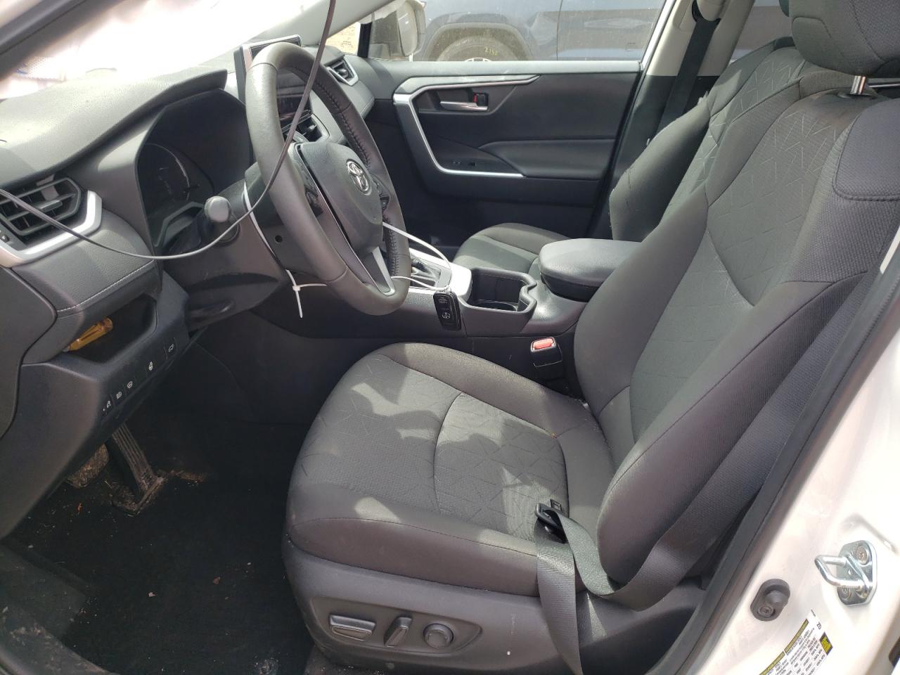 2023 TOYOTA RAV4 XLE VIN:2T3P1RFV2PC329146