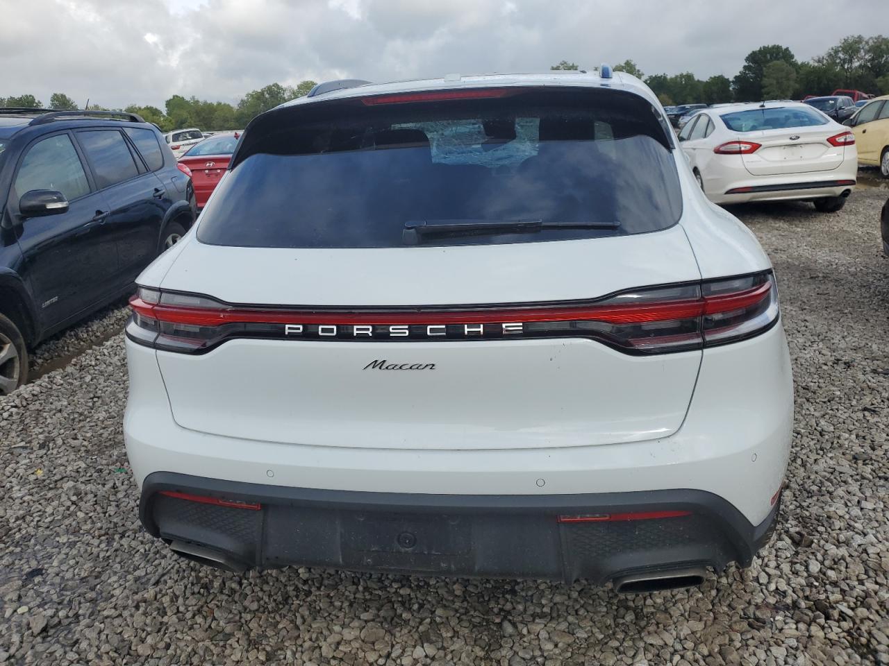 2022 PORSCHE MACAN  VIN:WP1AA2A57NLB09633