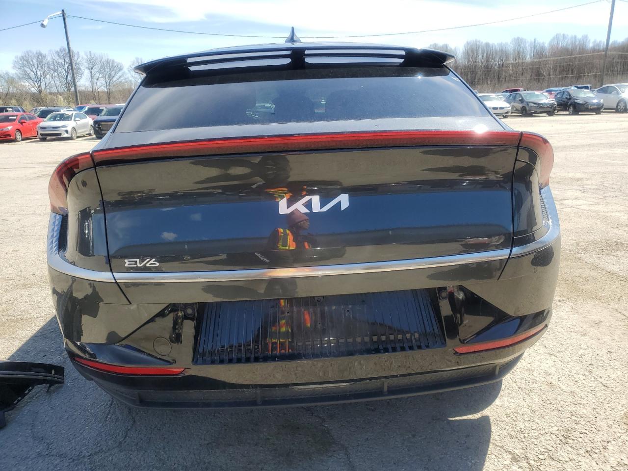 2024 KIA EV6 LIGHT VIN:KNDC34LAXR5613971