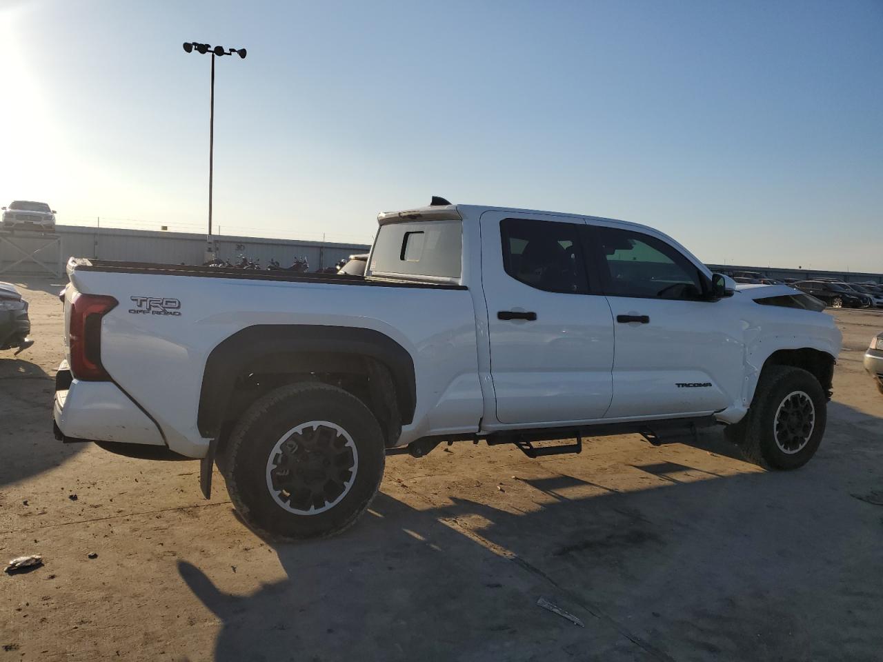 2024 TOYOTA TACOMA DOUBLE CAB VIN:3TYLB5JN5RT014666