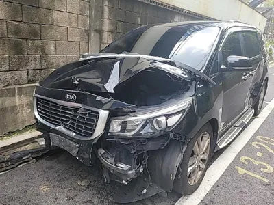 2015 Kia Carnival VIN: