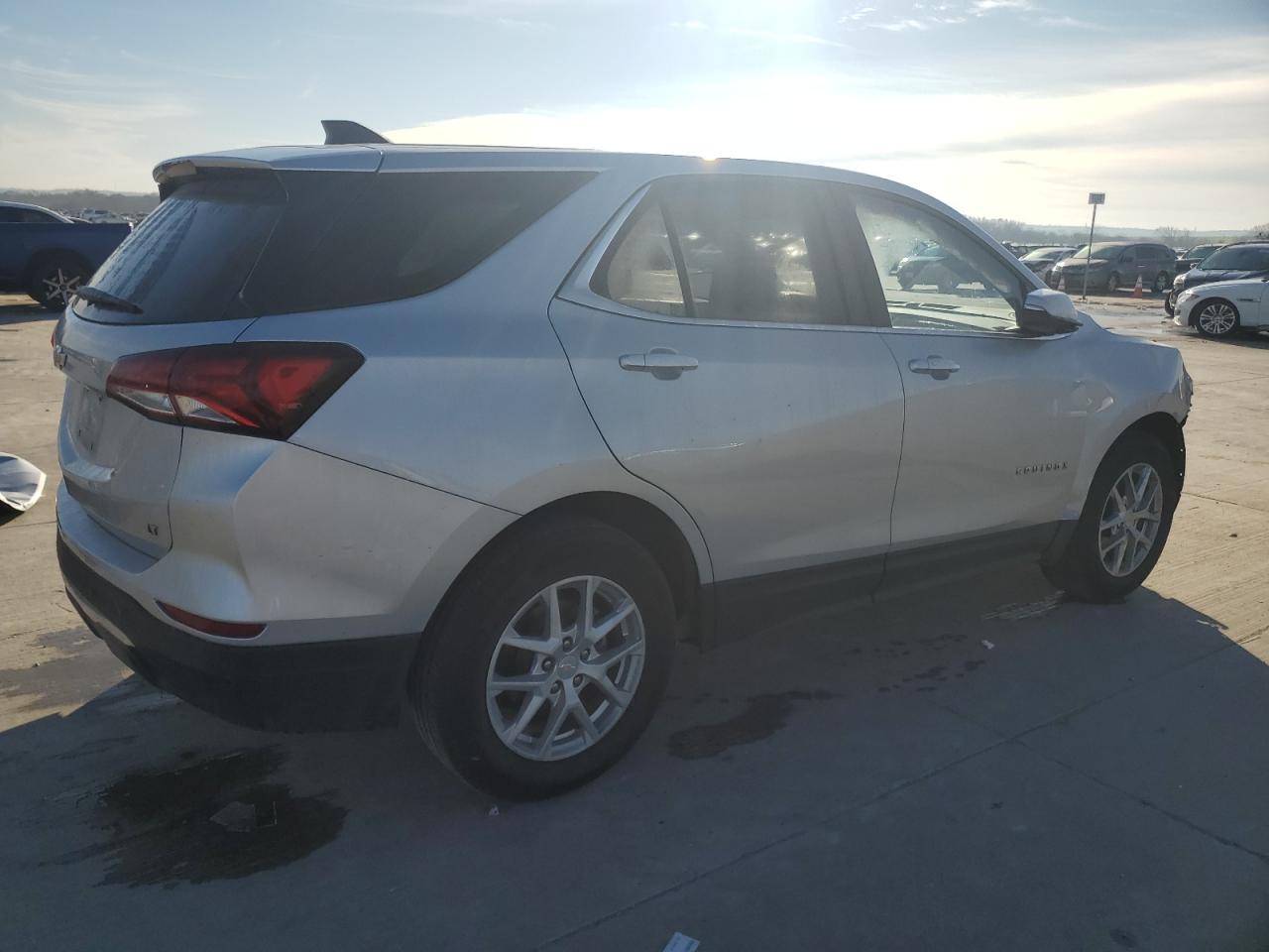 2022 CHEVROLET EQUINOX LT VIN:3GNAXKEV1NL252597