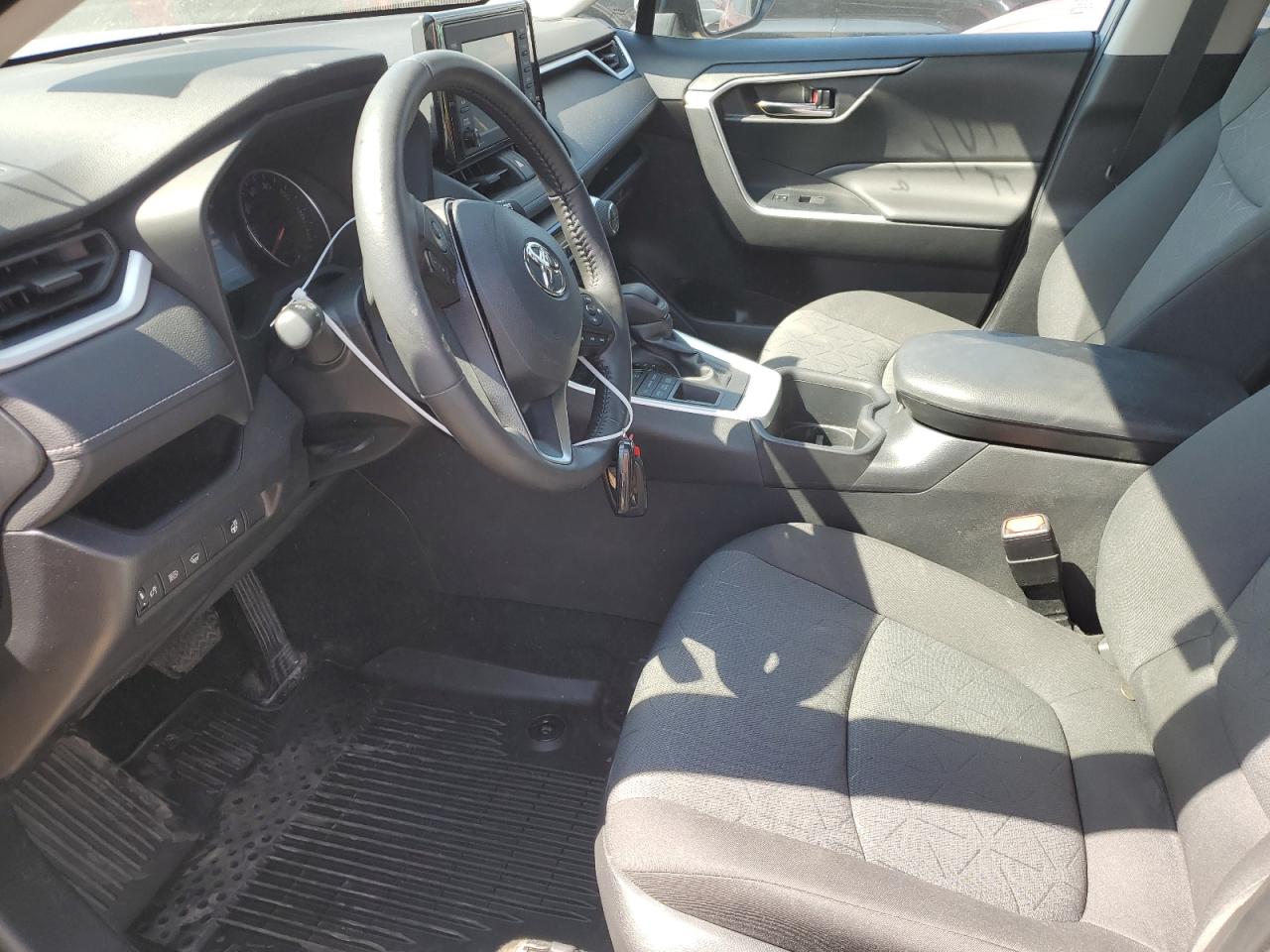 2022 TOYOTA RAV4 XLE VIN:2T3P1RFV9NC278404