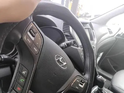 2017 Hyundai Santa FE VIN: