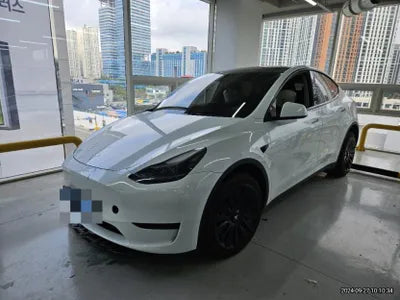 2023 Tesla Model Y VIN: