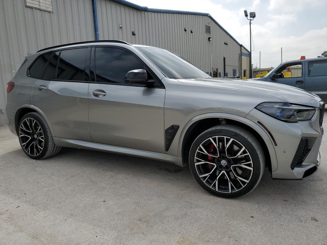 2022 BMW X5 M VIN:5YMJU0C02N9N00434