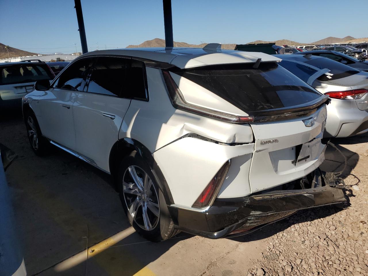 2024 CADILLAC LYRIQ TECH VIN:1GYKPMRK5RZ104115