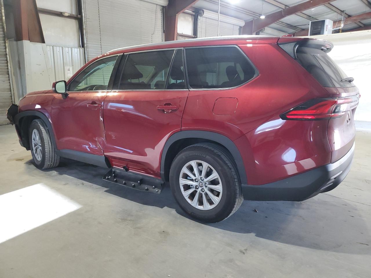 2024 TOYOTA GRAND HIGHLANDER XLE VIN:5TDAAAB55RS039614