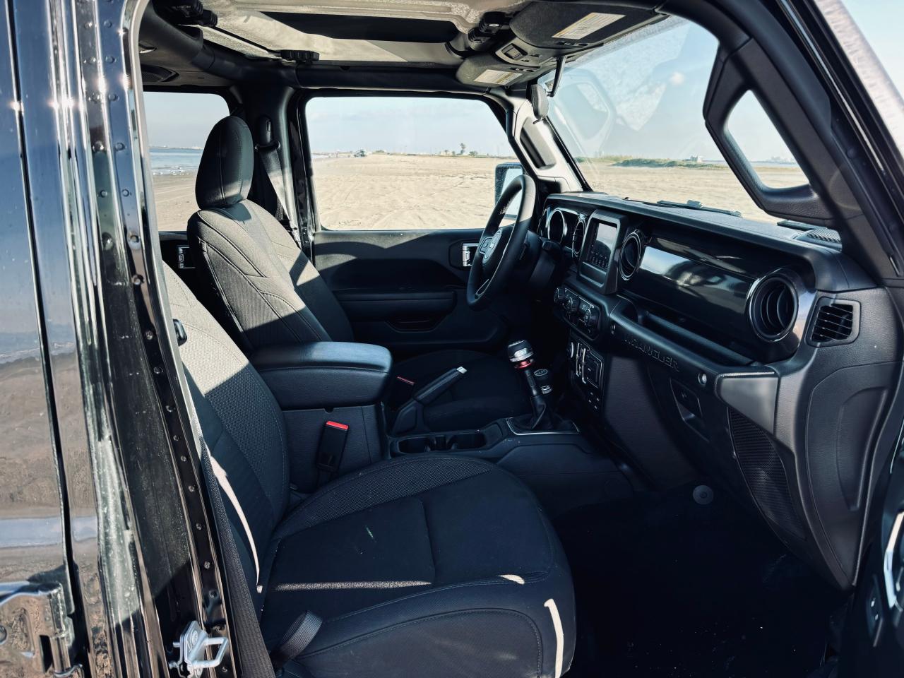 2023 JEEP WRANGLER SPORT VIN:1C4HJXDG6PW563853
