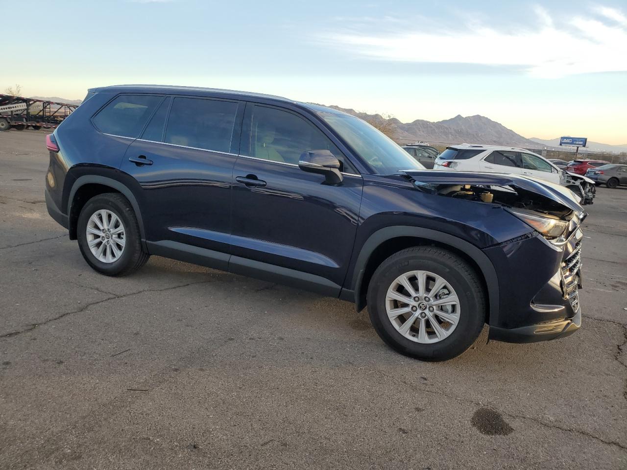2024 TOYOTA GRAND HIGHLANDER XLE VIN:5TDAAAA55RS014794