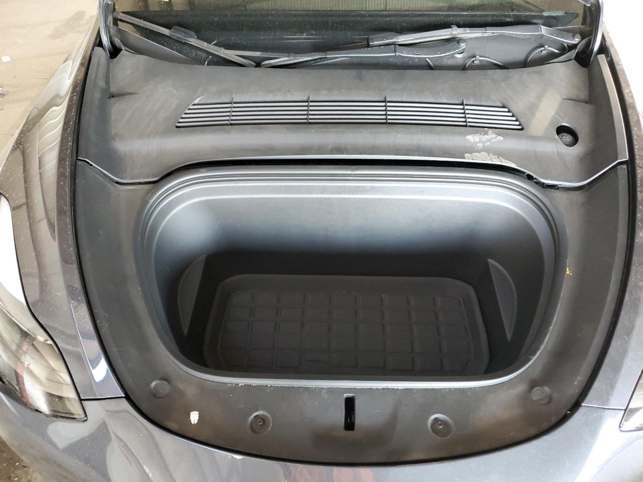 2023 TESLA MODEL Y  VIN:7SAYGDEE6PF882588