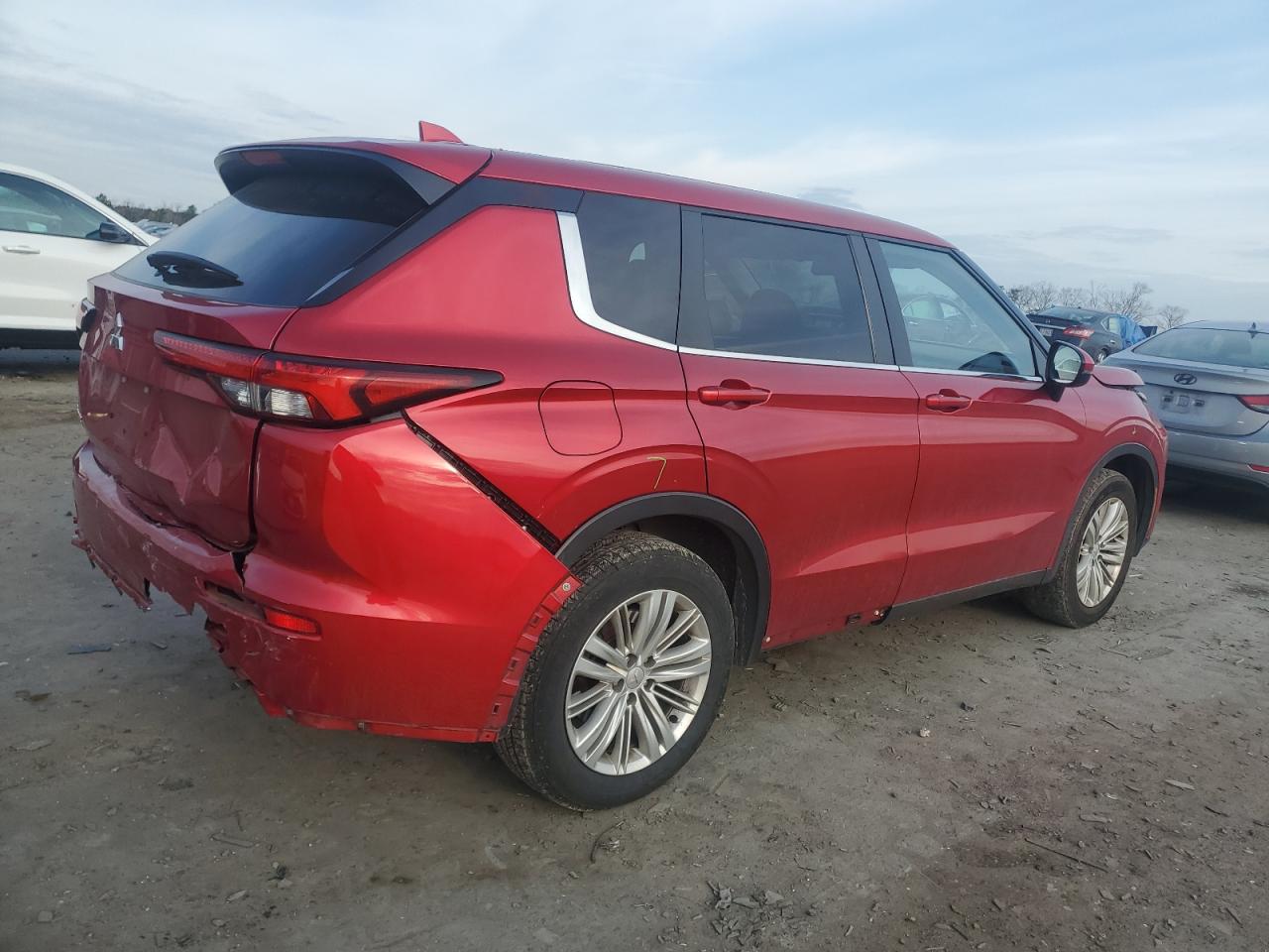 2022 MITSUBISHI OUTLANDER ES VIN:JA4J4TA87NZ034903