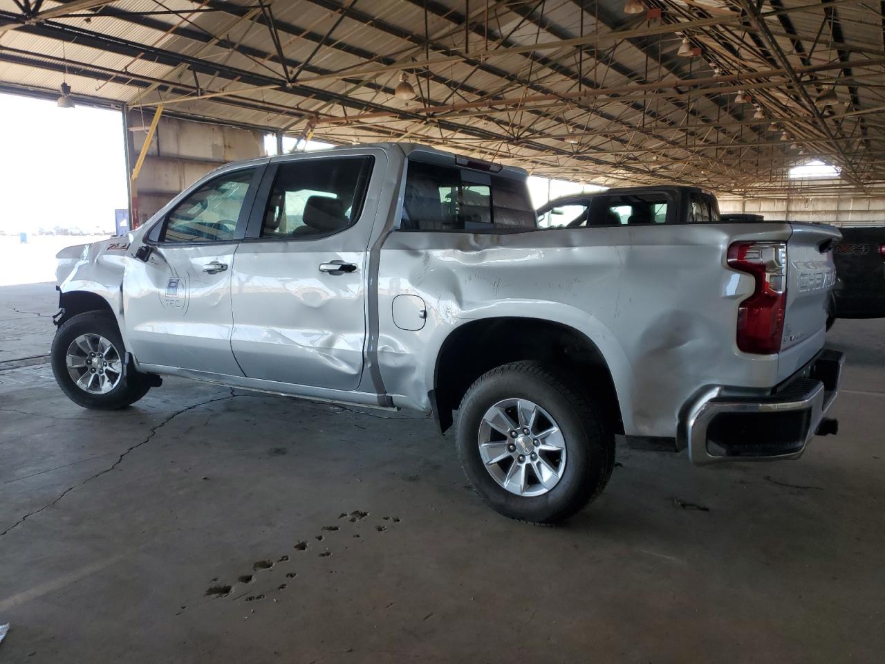 2022 CHEVROLET SILVERADO K1500 LT VIN:1GCUDDED8NZ531930