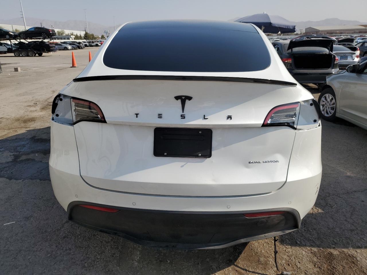 2022 TESLA MODEL Y  VIN:7SAYGDEE9NF312436