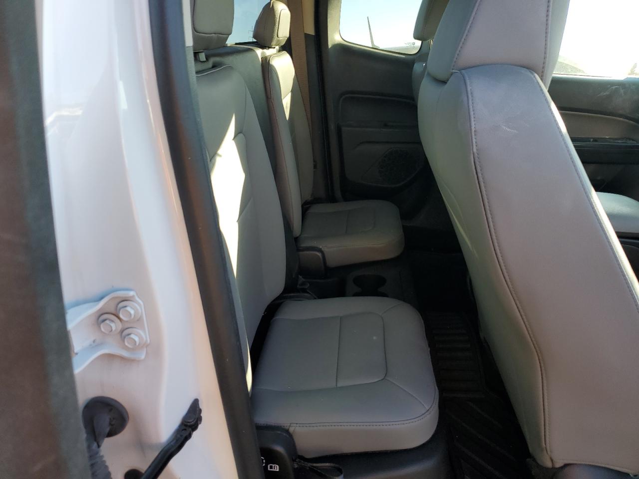 2022 CHEVROLET COLORADO  VIN:1GCHSBEA1N1129022