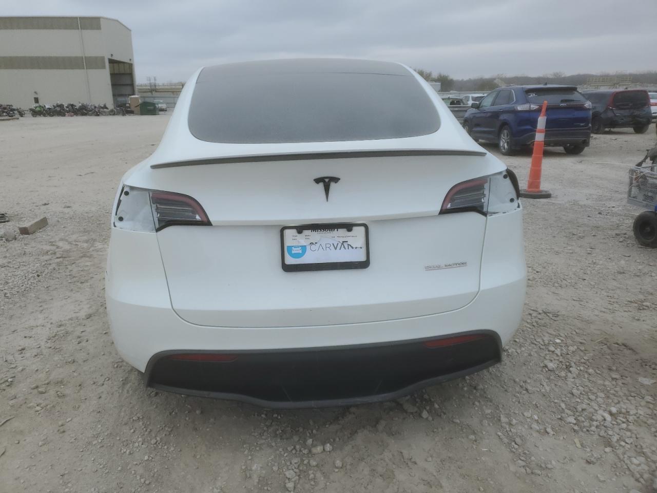 2023 TESLA MODEL Y  VIN:7SAYGDEF6PF782614
