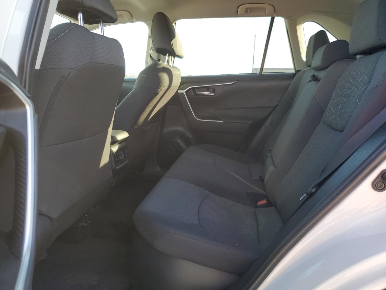 2024 TOYOTA RAV4 XLE VIN:4T3RWRFVXRU115372