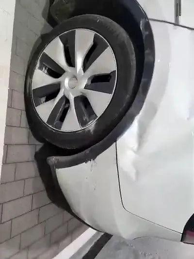 2022 Tesla Model Y 7SAYGDEE4NF496443 VIN:7SAYGDEE4NF496443