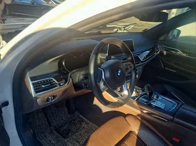 2017 BMW 740 WBA7C6101HG759067 VIN:WBA7C6101HG759067