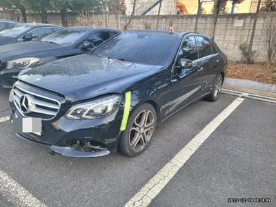 2015 Mercedes-Benz E 250 VIN: