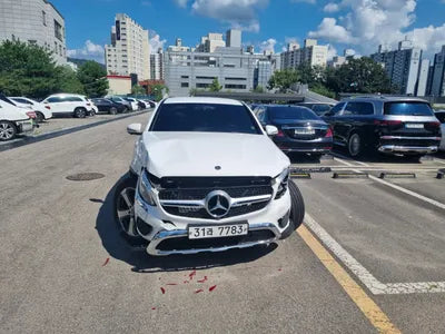 2019 Mercedes-Benz GLC 300 WDC0J4KB2KF528068 VIN:WDC0J4KB2KF528068