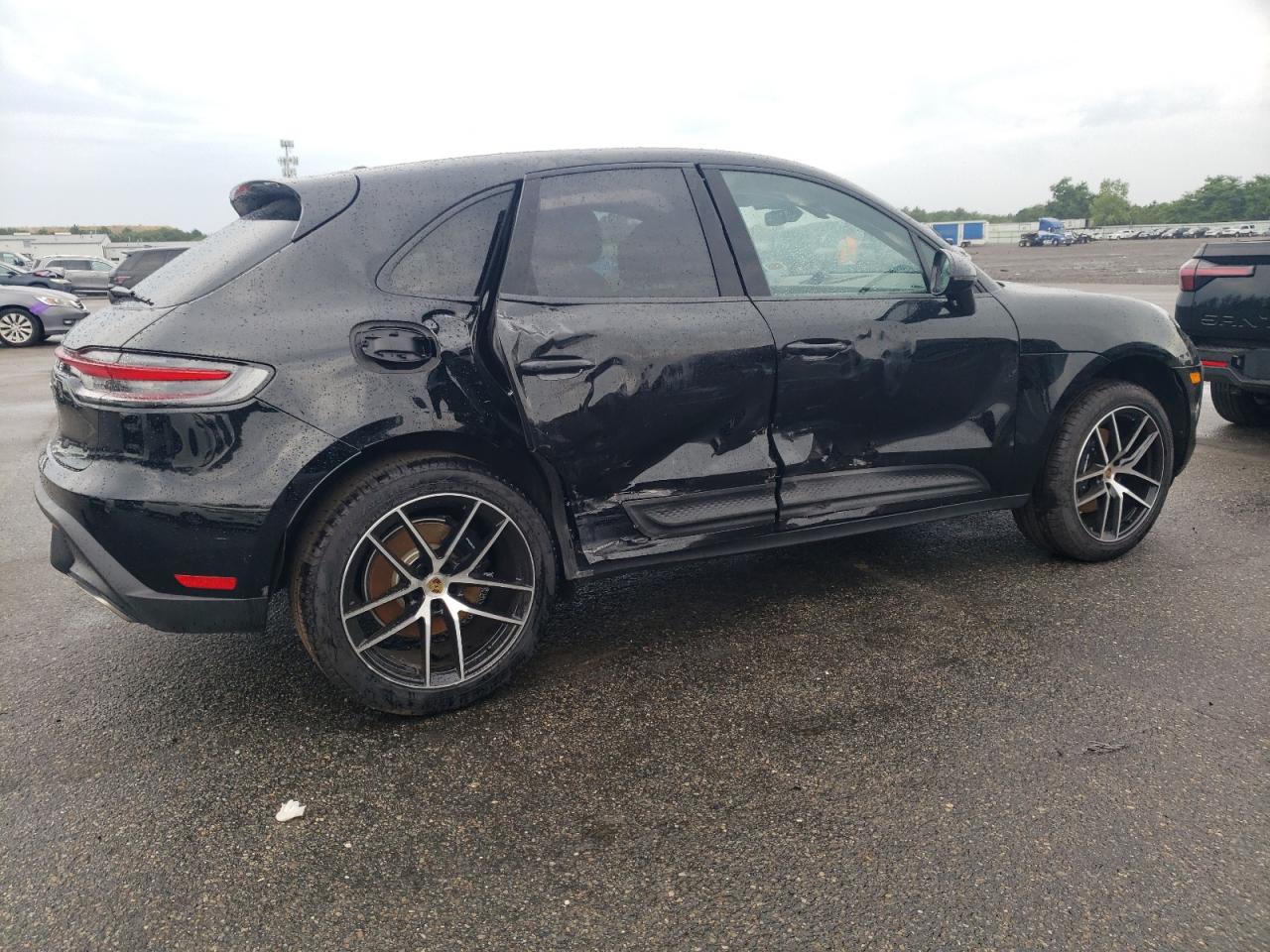 2024 PORSCHE MACAN BASE VIN:WP1AA2A5XRLB11480