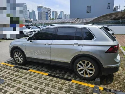2020 Volkswagen Tiguan VIN: