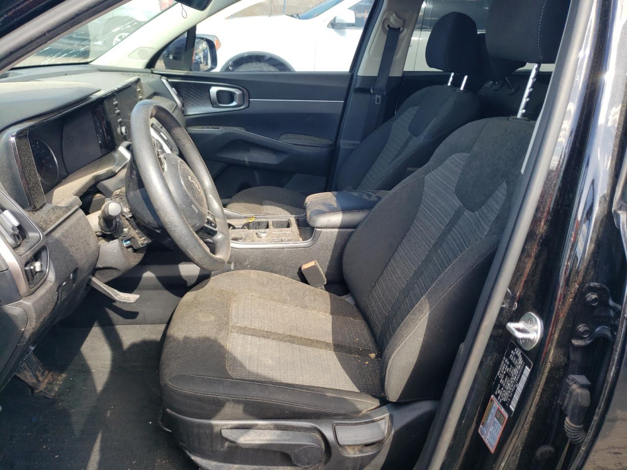 2022 KIA SORENTO LX VIN:5XYRG4LC9NG095031