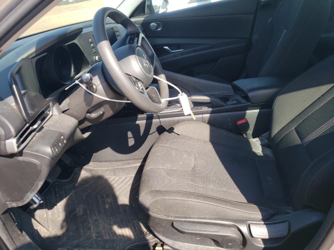 2023 HYUNDAI ELANTRA SE VIN:5NPLL4AG2PH117177