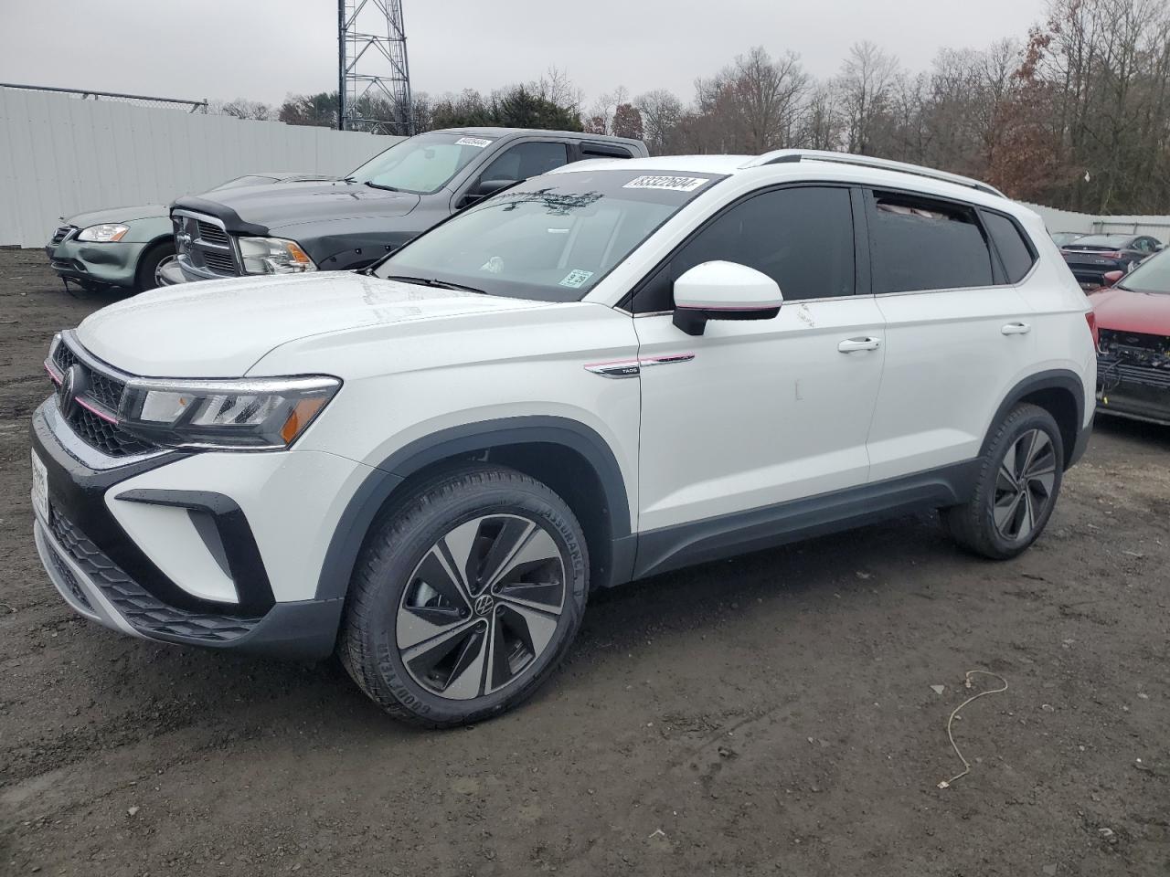 2024 VOLKSWAGEN TAOS SE VIN:3VVUX7B20RM112717