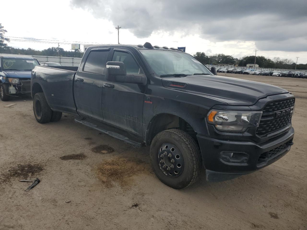 2023 RAM 3500 BIG HORN VIN:3C63RRHL8PG597806