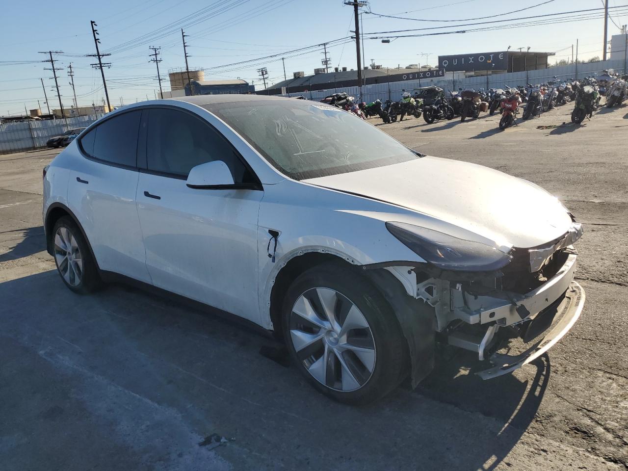 2024 TESLA MODEL Y  VIN:7SAYGAEE8RF016618