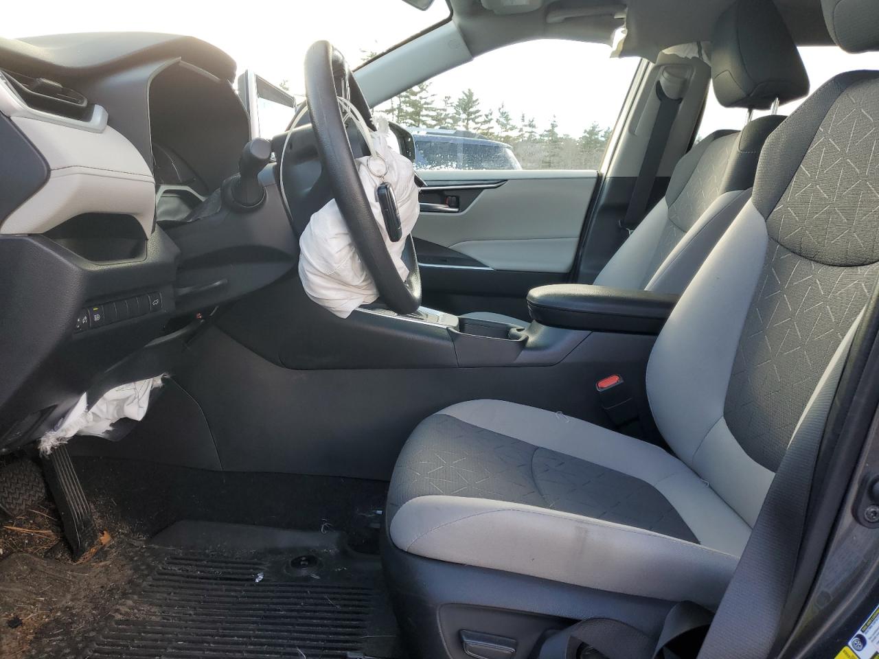 2023 TOYOTA RAV4 XLE VIN:2T3P1RFVXPC388588