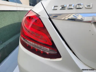 2016 Mercedes-Benz C 200 VIN:
