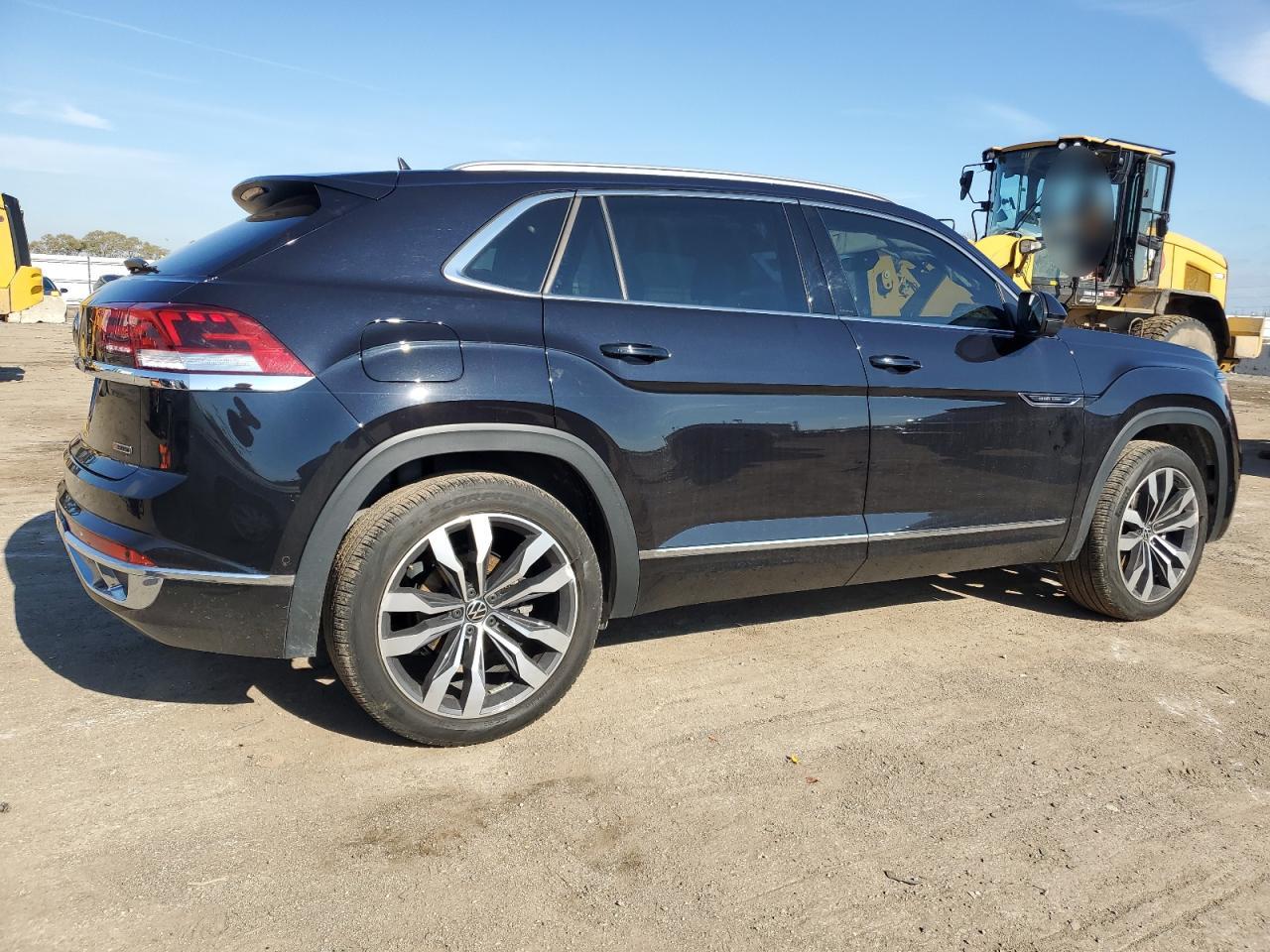2022 VOLKSWAGEN ATLAS CROSS SPORT SEL PREMIUM R-LINE VIN:1V2FE2CAXNC202411
