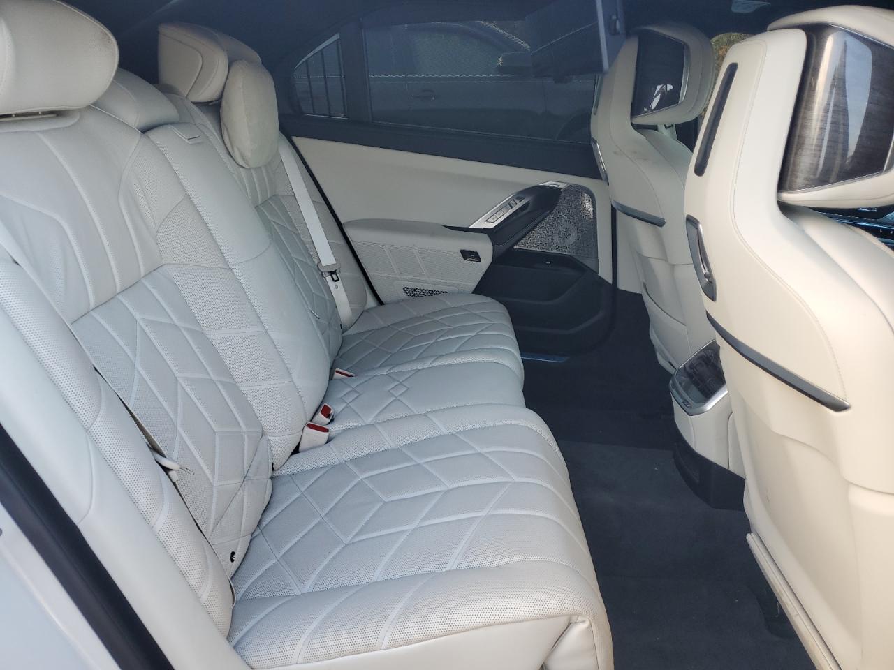 2024 BMW 760 XI VIN:WBA33EJ06RCP19505