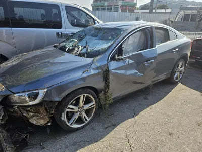 2018 Volvo S60 YV1FSA8BDJ2461851 VIN:YV1FSA8BDJ2461851