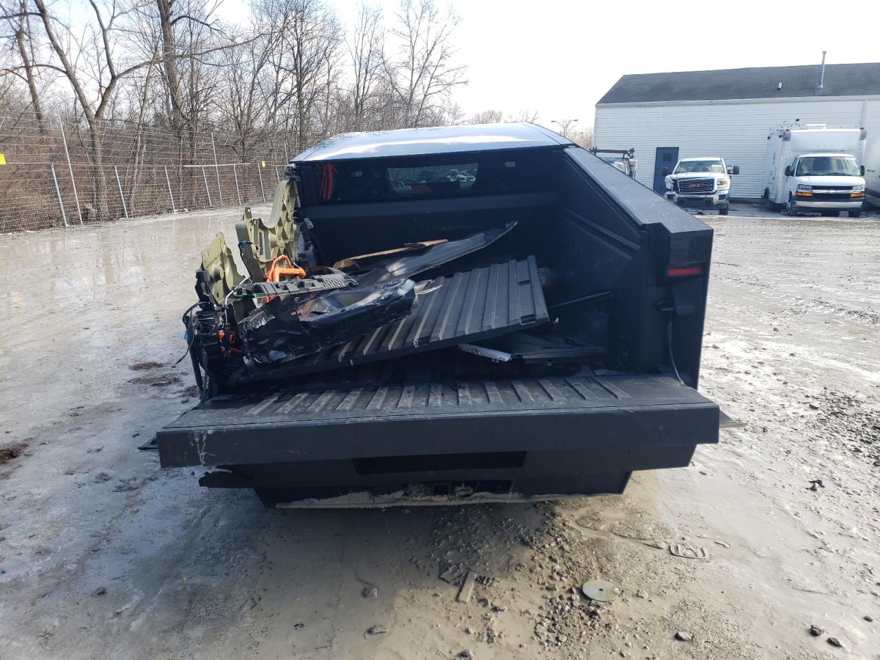 2024 TESLA CYBERTRUCK  VIN:7G2CEHED6RA006192