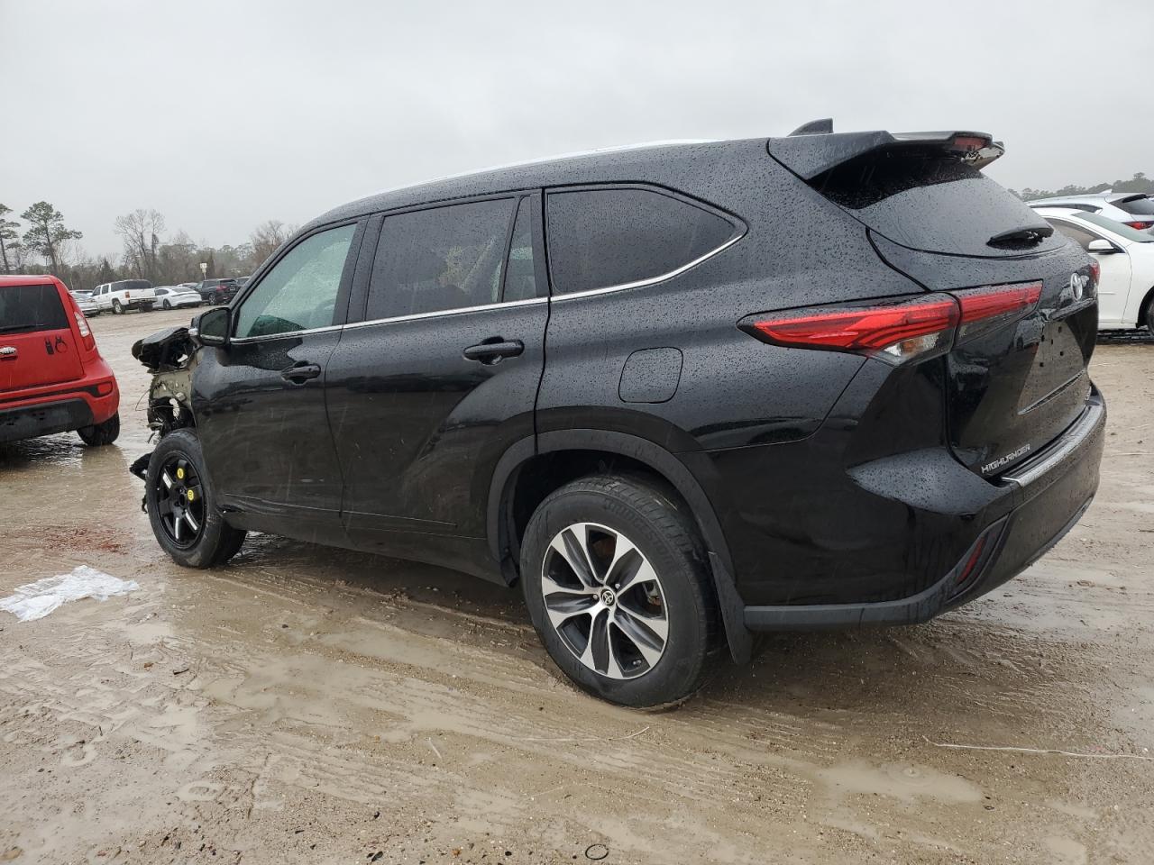 2022 TOYOTA HIGHLANDER XLE VIN:5TDGZRBH5NS244954