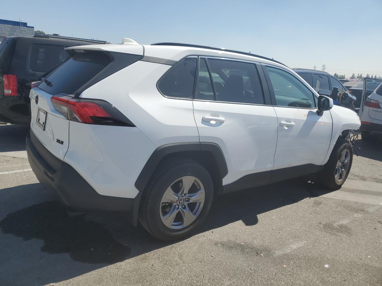 2024 TOYOTA RAV4 XLE VIN:2T3W1RFV2RC287026