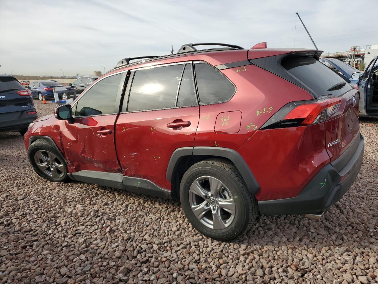 2023 TOYOTA RAV4 XLE VIN:JTMW1RFV4PD098869