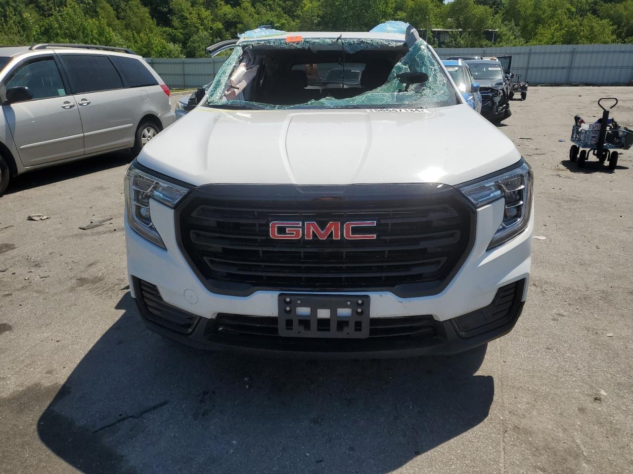 2022 GMC TERRAIN SLE VIN:WP0AA2A8XNS255297