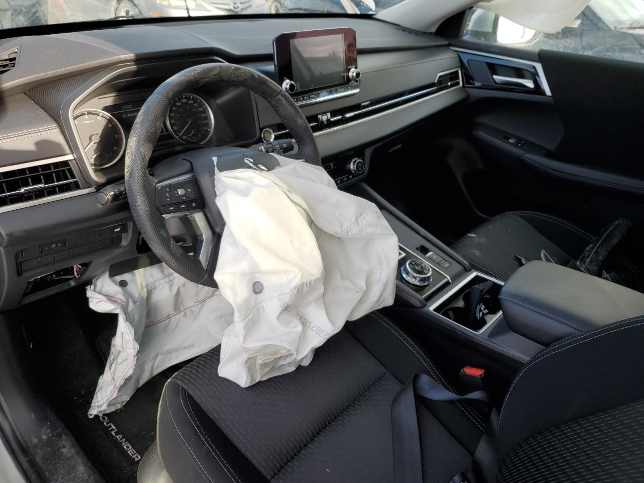 2024 MITSUBISHI OUTLANDER SE VIN:JA4J4VA8XRZ608024