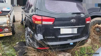 2015 Kia Carnival VIN: