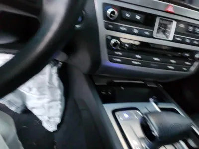 2016 Genesis G80 VIN: