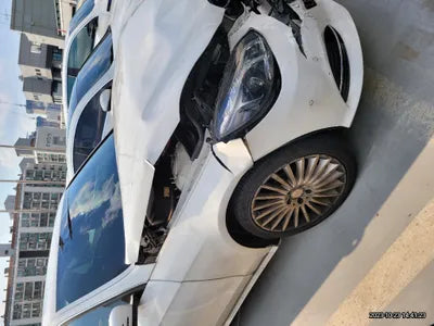 2016 Mercedes-Benz E 300 WDDHF5FB9GB305752 VIN:WDDHF5FB9GB305752