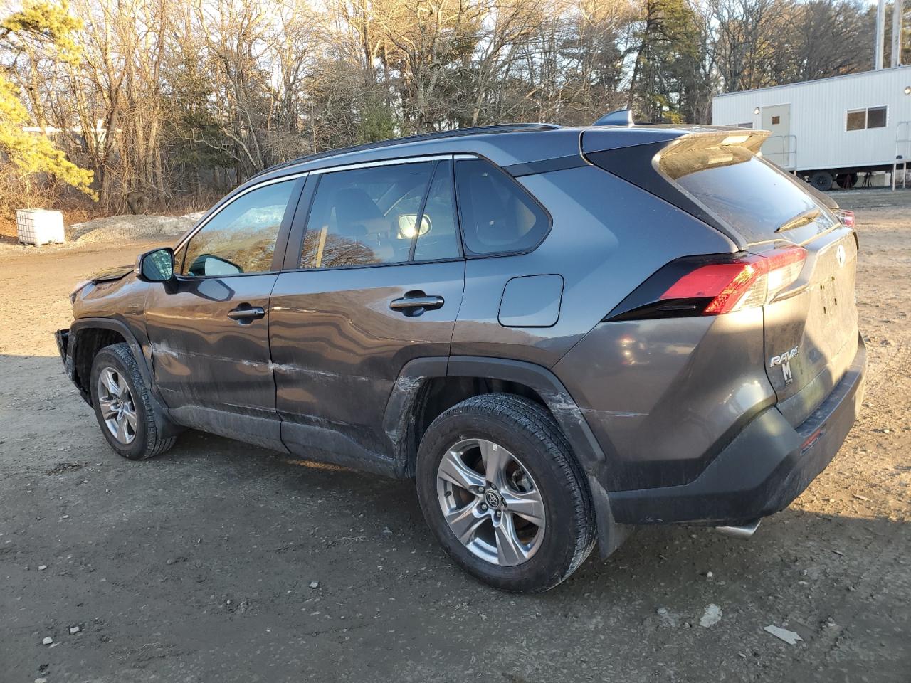 2024 TOYOTA RAV4 XLE VIN:2T3P1RFV4RC437108